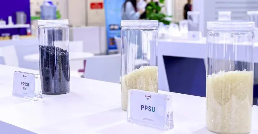 Odsłanianie materiału hełmu strażaków: wyjątkowa wydajność i zastosowania PPSU i PSU